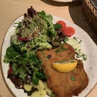 Schnitzel mit Kartoffelsalat  at Max Pett in Munich