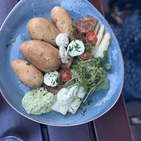 Aspargus with new Potatoes and Soy-Medaillons  at Max Pett in Munich