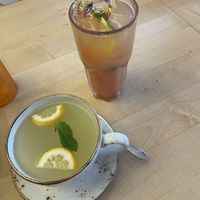 Tee und selbstgemachte Schorle   at Max Pett in Munich