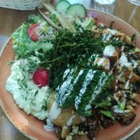 Garden Bowl 😍🥦 at Max Pett in Munich