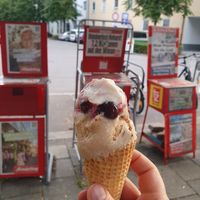 Eis und Bayerische Landschaft. Eis ist besser. at Max Pett in Munich