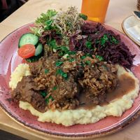  at Max Pett in Munich