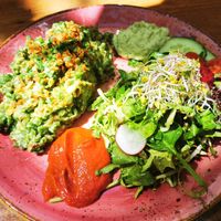 Bavarian spinach cheeze noodles (the sauces come with the Schnitzel) at Max Pett in Munich