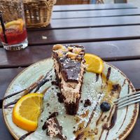 Snickers cake at Max Pett in Munich
