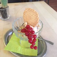 incredible snickers ice cream at Max Pett in Munich