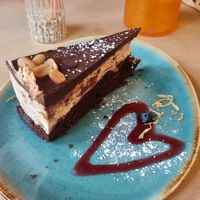 Snickers-Torte at Max Pett in Munich
