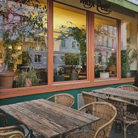 The restaurant seen from outside. at Max Pett in Munich