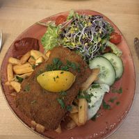 Schnitzel mit Pommes  at Max Pett in Munich