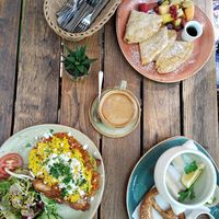 Drei verschiedene Frühstücksgerichte at Max Pett in Munich