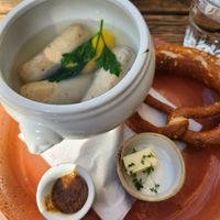 Bayerisches Frühstück at Max Pett in Munich