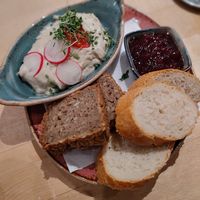  at Max Pett in Munich