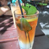 Grüner Eistee mit Litchisaft at Max Pett in Munich
