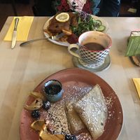 Schnitzel and pancakes  at Max Pett in Munich