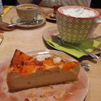 Mandarine Käsekuchen at Max Pett in Munich