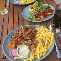 Veganes Gyros und Tomatenbrot 🤤 at Tante Paula in Fuessen