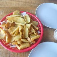 Patatas con vegan mayo at Mary's Place Dinner in Dos Hermanas
