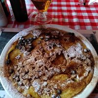 Vegan pannenkoek met appel, rozijn en kaneel at Pannenkoekenhuis De Vuursche Boer in Lage Vuursche