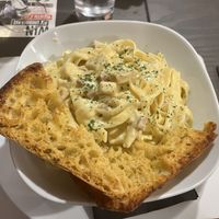 Carbonara was *chefs kiss*  at The Queen Inn in Cwmbran