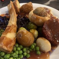 Sunday lunch 😋   at The Queen Inn in Cwmbran