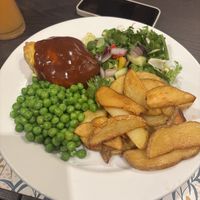 Hunters “chicken”   at The Queen Inn in Cwmbran