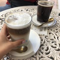 cafés con hielo. at Bio Café Alternativo Saudade in Lanzarote