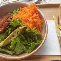 Soya vegan patty with salad at Bio Café Alternativo Saudade in Lanzarote