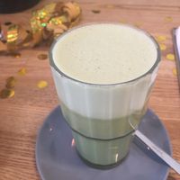 Matcha Latte mit Hafermilch   at Lula in Berlin