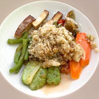 Vegetables poke with tofu  at Es Ginebro in Mallorca