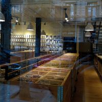 From outside at Casa Ruiz Granel Selecto in Barcelona