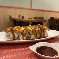 Tofu Roll w/Fried Veggies on Top 😋 Different and Good  at La Uramakeria in Barcelona