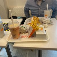 vegan burgers and shakes at MAX - Hovedbanegården in Copenhagen