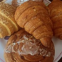 Croissants y chocolatines pedidos por Uber eats  at Miga Vegana in Mexico City