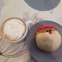 Concha y latte   at Miga Vegana in Mexico City