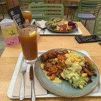  at Café Florina in Hirschthal
