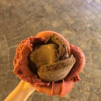 Eis in Rosenform😄 at Amorino in Sanary-sur-mer