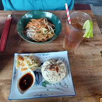 Noodles in peanutchili sauce and bao zi filled with veggies at Rote Laterne in Dusseldorf