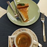Vegan cinnamon cheesecake and doppio espresso at Grão Natural in Arcos De Valdevez