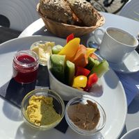 Veganes Frühstück im Grünen - und nicht an der Straße.   at Moccamoor in Walsrode