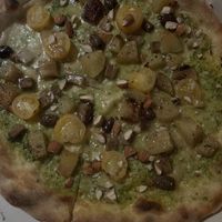 Pizza sole  at Pizzeria Valle dei Mulini in Fumane