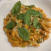 Nudeln mit getrockneten Tomaten und Babyspinat  at Perbacco in Locarno