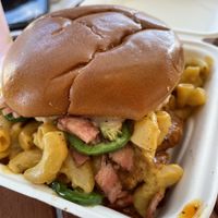 Buffalo Mac & Chicken sandwich at Project Pollo in Katy