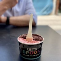 Vegan strawberry and dark chocolate   at Let's Spoon in Crete