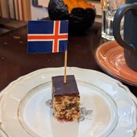 Rice Krispies treat at Gudrun's Goodies in Copenhagen