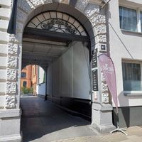 You enter here from the main street. Café is around the corner on the right. at Remé in Dusseldorf