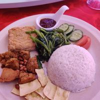 Nasi lemak with vege KFC at Man Yuan Fang in Malacca