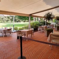 Outdoor seating at Buca19 in Ascona