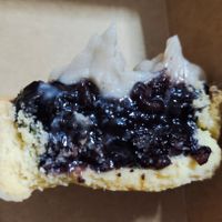 Black glutinous rice Taro mini tart at Lilac Oak in Central Singapore