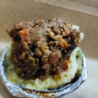 Mini bolognese pie superlicious 😋 at Lilac Oak in Central Singapore