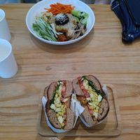 Bibimbap and bagelwich at Lilac Oak in Central Singapore
