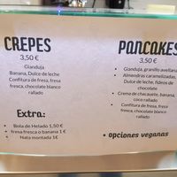 Vegan option for all at Vincis Heladería in Barcelona